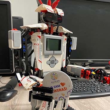 Kurs robotika 1 robot